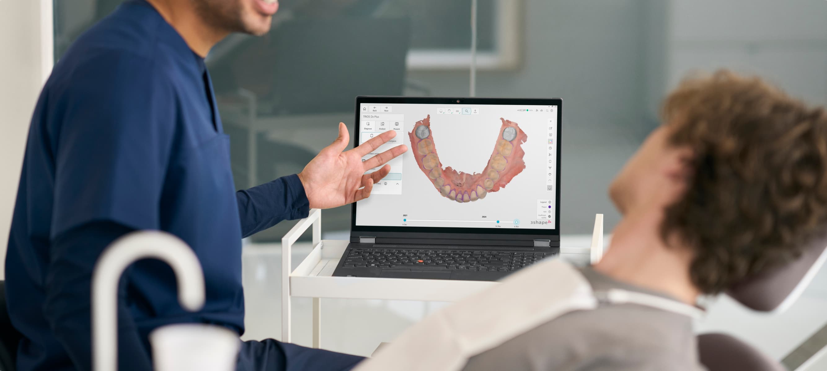 Two dentists with TRIOS scanner